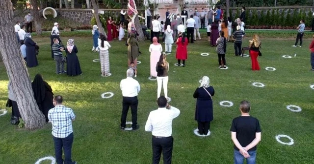 Pandemi sürecinde kır nikahı konsepti