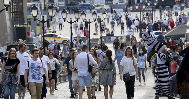 Rusya'da Kovid-19 vaka sayısı 576 bini geçti
