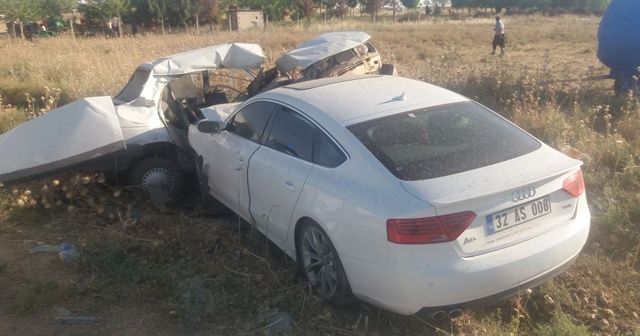 Şanlıurfa’da trafik kazası: 1 ölü, 2 yaralı