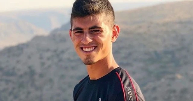 Serinlemek için çaya giren genç boğuldu
