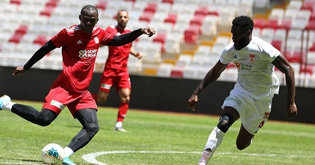 Sivasspor hazırlık maçı yaptı