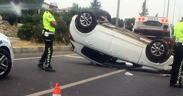 Takla atan araçtan burunları dahi kanamadan çıktılar