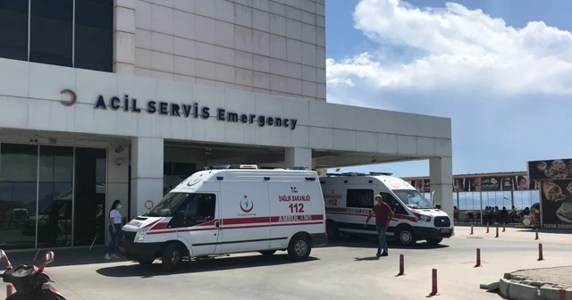 Temizlik yapan 2 işçi zehirlendi, 1'i hayatını kaybetti
