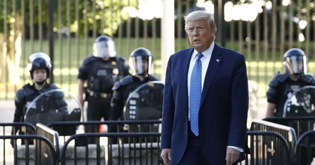 Trump: Sığınağa gittim ama teftiş için