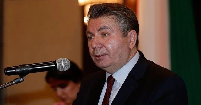 'Bir saldırganı (Hafter) tanınan bir hükümetle eşit şartlarda konumlandırmak yanlıştır'