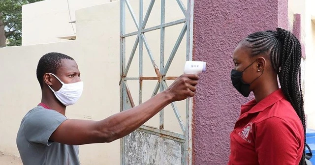 Afrika'da Kovid-19 vaka sayısı 614 bin 412'ye çıktı