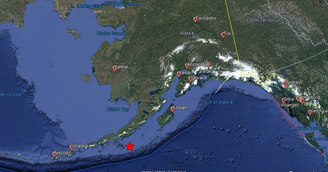 Alaska’nın Kodiak şehrinde deprem sonrası siren sesleri duyuldu