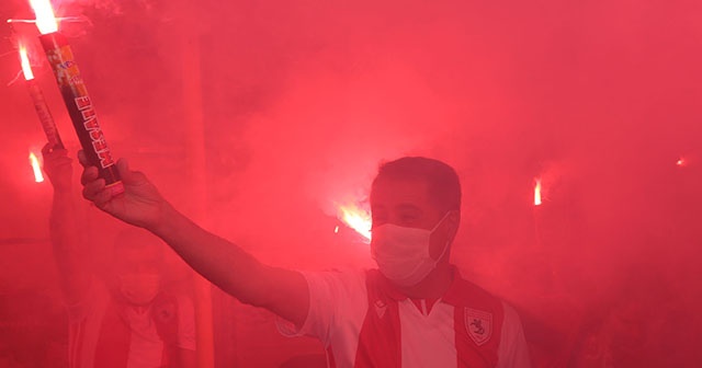 Atakum’da bin meşale Samsunspor için yandı