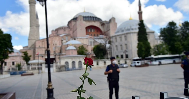 Ayasofya’nın son yalnız cuması