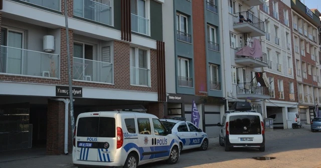 Aydınlı genç evinde ölü bulundu