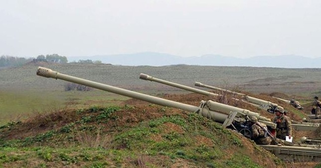 Azerbaycan-Ermenistan sınırında tansiyon yükseldi