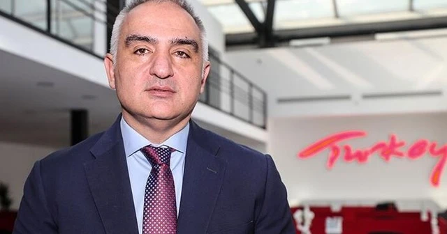 Bakan Mehmet Nuri Ersoy duyurdu: Galata Kulesi'nin bakımına kuşlar için ara veriliyor