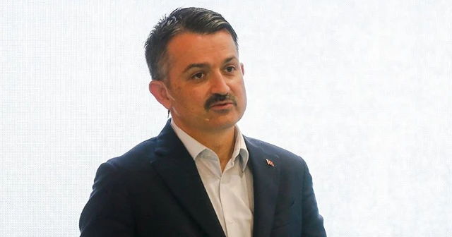Bakan Pakdemirli: Küçük aile işletmelerine yem desteği vereceğiz