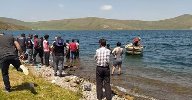 Balık Gölü&#039;ne giren genç boğuldu