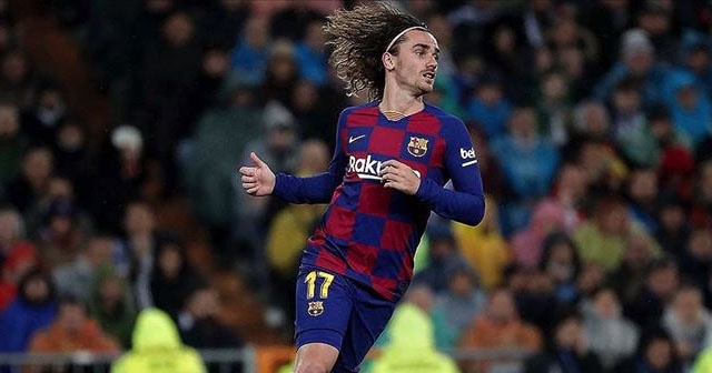 Barcelona&#039;da Griezmann sakatlandı