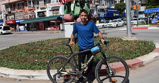 Bisikletli gence kırmızı ışık cezası mahkemeden geri döndü