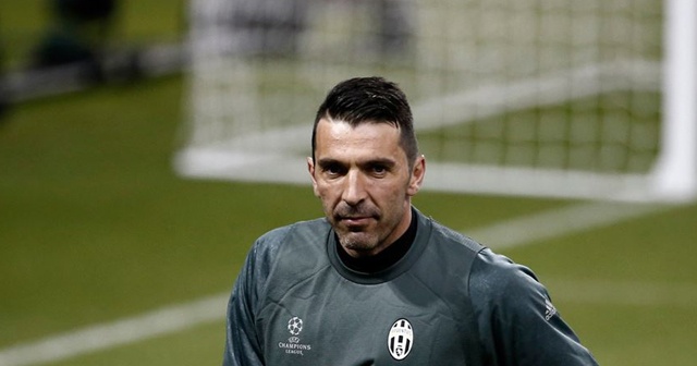 Buffon, Serie A&#039;da en fazla forma giyen oyuncu oldu