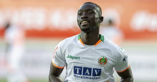 Cisse gol krallığı yarışında Sörloth'u geçip zirveye oturdu