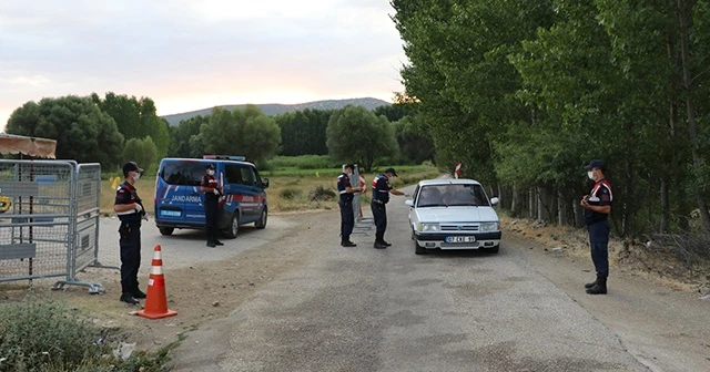 Damatta koronavirüs çıkınca köy karantinaya alındı