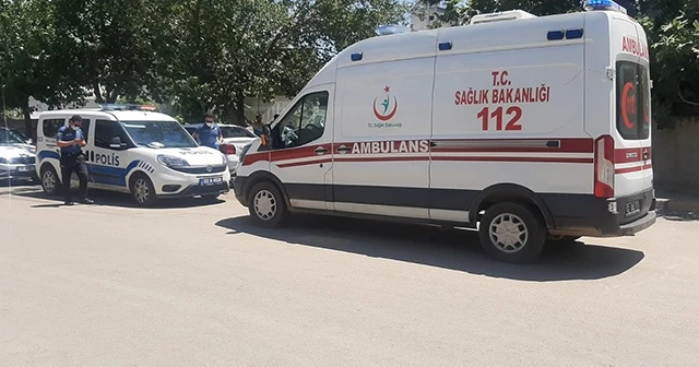 Dayısını bacağından bıçakladı