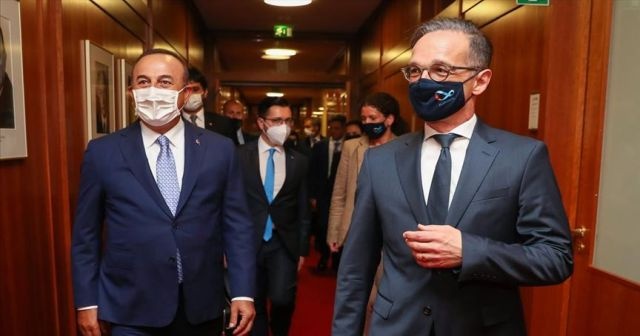 Dışişleri Bakanı Çavuşoğlu: Almanya&#039;nın seyahat uyarısını gözden geçirmesi gerekiyor