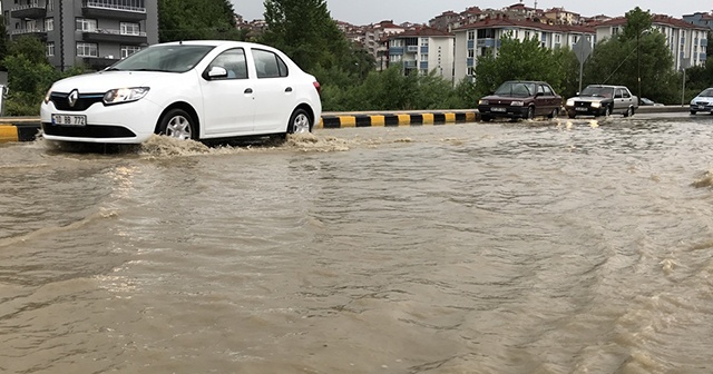 Doğu Marmara ve Batı Karadeniz&#039;de sağanak etkili oluyor