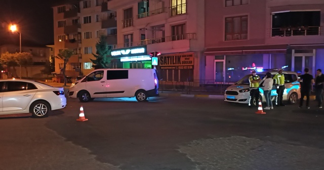 Düzce’de ana caddedeki poşet polisi alarma geçidi