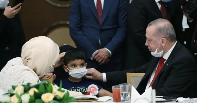 Emine Erdoğan'dan 15 Temmuz paylaşımı