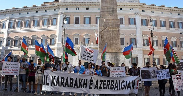 Ermenistan&#039;ın saldırıları İtalya&#039;da protesto edildi