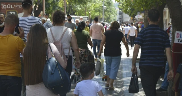 Esnaflarda bayram öncesi müşteri yoğunluğu