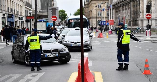 Fransa&#039;da eski Başbakan ve sağlık bakanları hakkında soruşturma açılacak