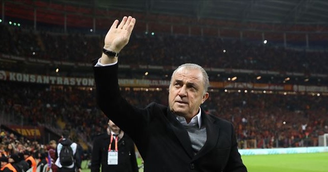 Galatasaray&#039;dan Fatih Terim&#039;e 46. yıl videosu