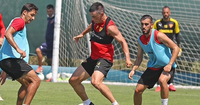 Göztepe&#039;de Fenerbahçe maçı hazırlıkları sürüyor