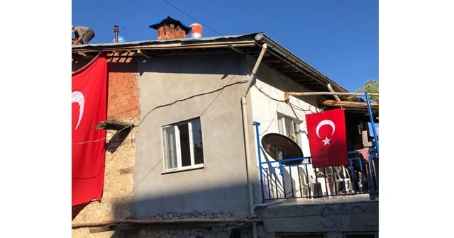 Hakkari'de şehit olan askerin ailesine şehadet haberi verildi