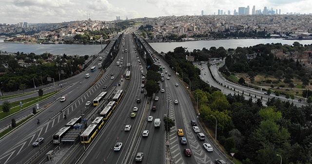 Haliç’te trafik yoğunluğu sürüyor