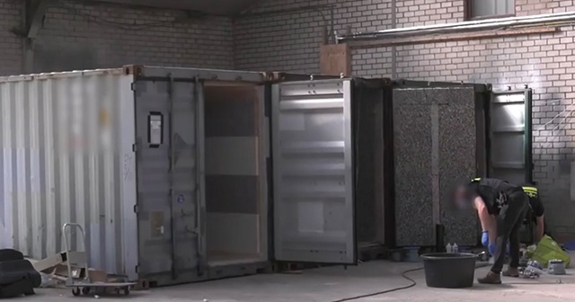 Hollanda’da konteynerler içinde işkence odaları bulundu