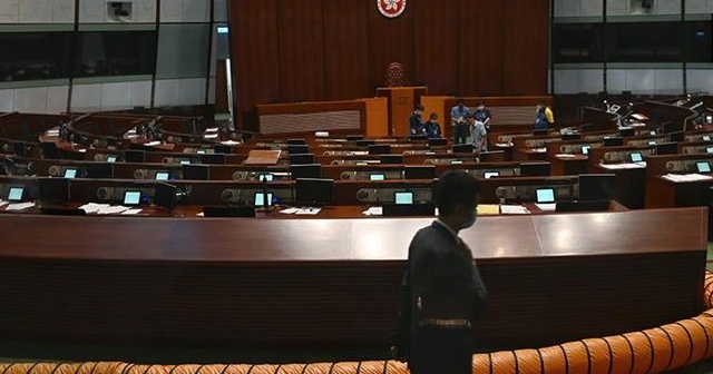 Hong Kong&#039;da Yasama Konseyi seçimleri, Kovid-19 nedeniyle 1 yıl ertelenecek