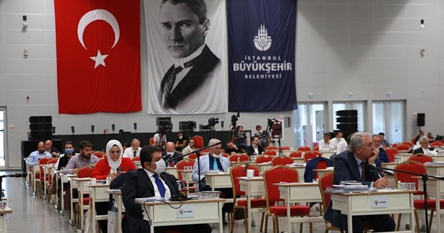 İBB Meclisinden 4 yaş ve altı çocuğu olan annelere ücretsiz ulaşım imkanı