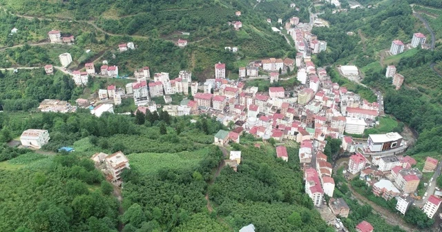 İlk kez Covid-19 vakasının yaşandığı ilçede vatandaşlar tedirgin