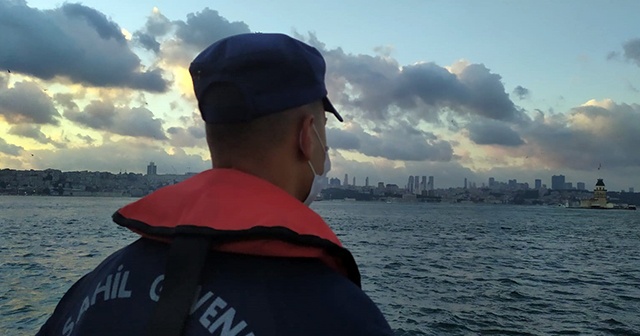 İstanbul Boğazı&#039;ndaki teknelere geniş çaplı denetim