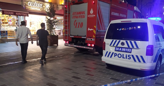 İstiklal Caddesi’nde giyim dükkanında korkutan yangın