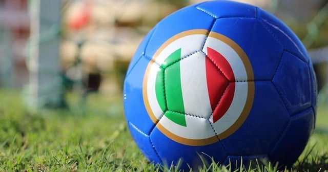 İtalya Serie A&#039;da kulüpler seyircili maç istiyor