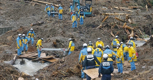 Japonya&#039;da sel: Ölü sayısı 63&#039;e çıktı