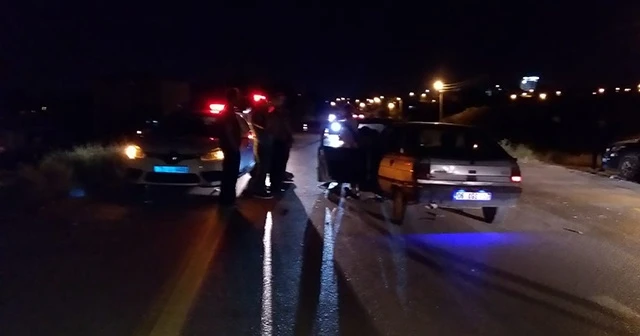 Kırıkkale'de 2 otomobil kafa kafaya çarpıştı: 2 yaralı