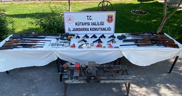 Kütahya’da kaçak silah operasyonu: 6 gözaltı