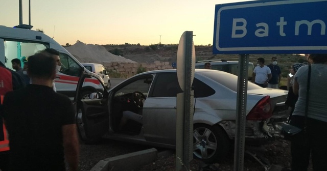 Mardin&#039;de zincirleme trafik kazası: 4 yaralı