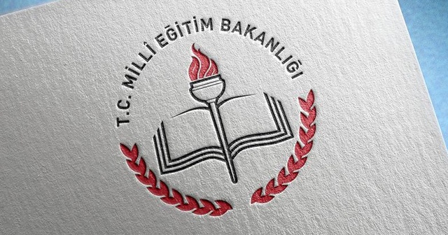 MEB&#039;den devamsızlıktan kalan lise son sınıf öğrencilerine &quot;mezuniyet&quot; müjdesi