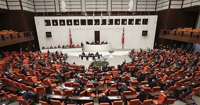 Meclis &#039;Başkan&#039;ını seçiyor