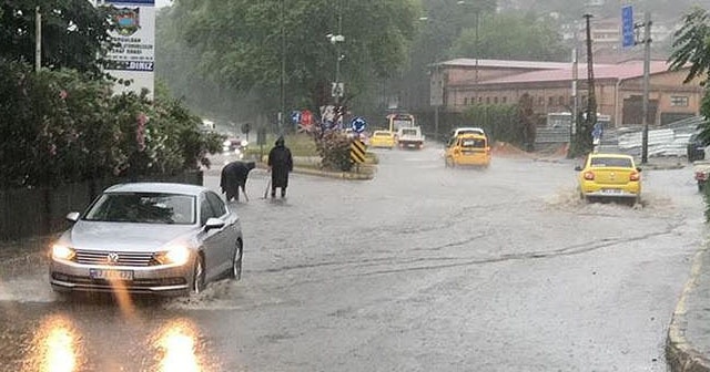 Meteorolojiden &#039;sağanak&#039; uyarısı