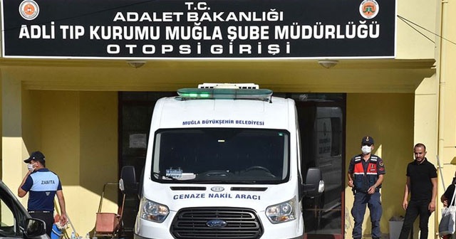 Muğla&#039;da öldürülen üniversiteli Pınar Gültekin&#039;in cenazesi Bitlis&#039;te defnedilecek